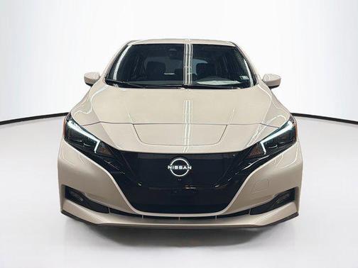 2025 Nissan Leaf SV PLUS