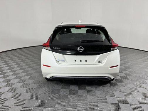 2025 Nissan Leaf SV PLUS
