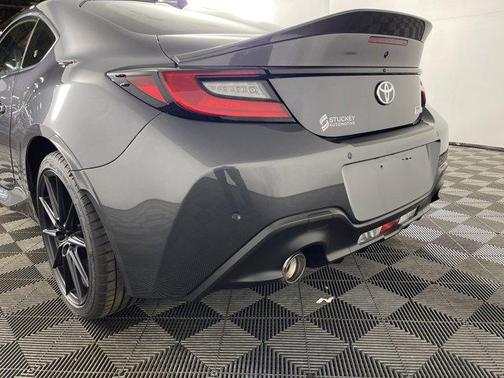 2025 Toyota GR86 Premium