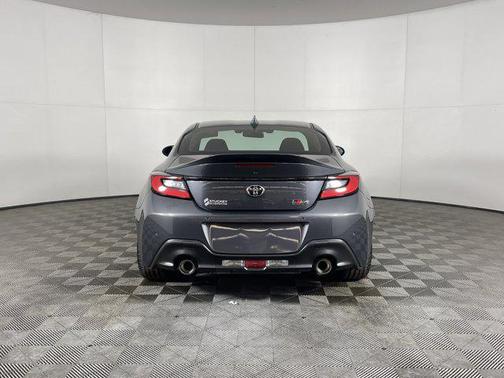 2025 Toyota GR86 Premium