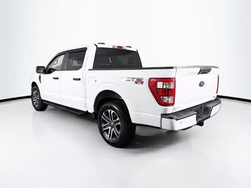 Oxford White 2022 Ford F-150 XL