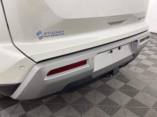 2024 Nissan Pathfinder SL 4WD