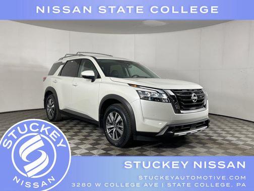 2024 Nissan Pathfinder SL 4WD