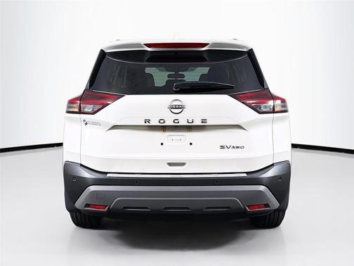 Pearl White Tricoat 2023 Nissan Rogue SV