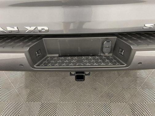 2024 Nissan Titan XD SV