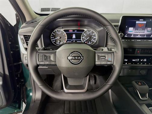 Obsidian Green 2026 Nissan Rogue Dark Armor