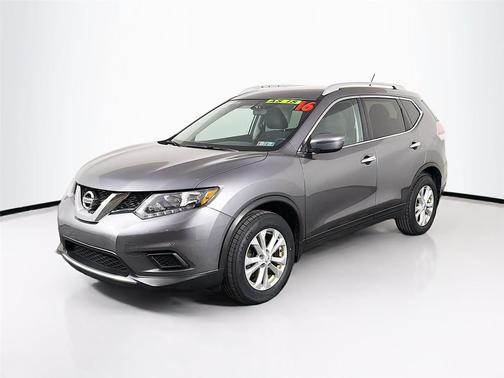 Gun Metallic 2016 Nissan Rogue SV