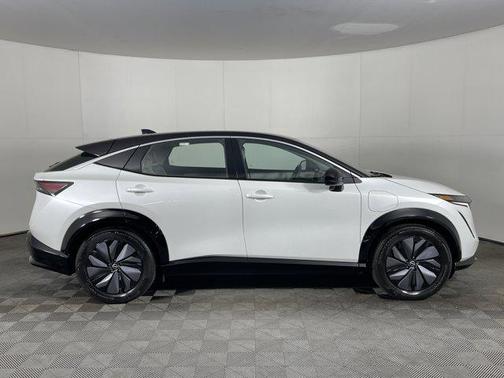 2023 Nissan ARIYA ENGAGE