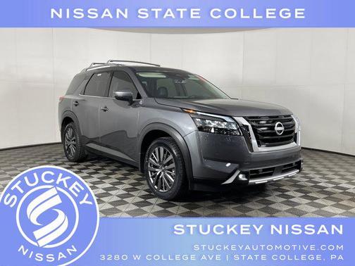 2025 Nissan Pathfinder SL 4WD