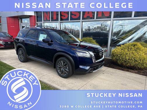 2025 Nissan Pathfinder SL 4WD