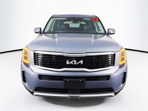 Everlasting Silver 2022 Kia Telluride EX