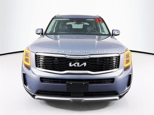 Everlasting Silver 2022 Kia Telluride EX