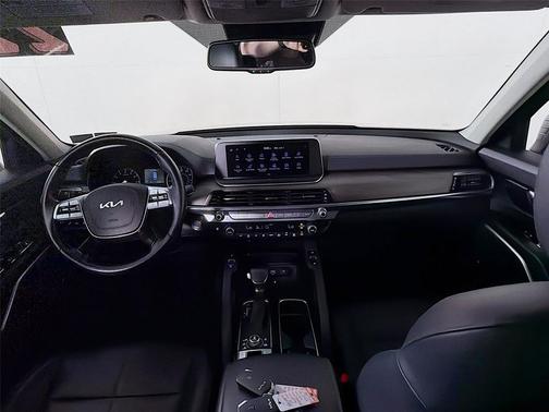 Everlasting Silver 2022 Kia Telluride EX