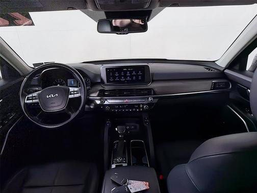 Everlasting Silver 2022 Kia Telluride EX