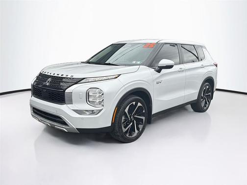 White Diamond 2025 Mitsubishi Outlander PHEV SE S-AWC