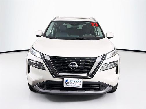 Pearl White Tricoat 2023 Nissan Rogue SV