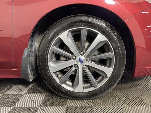 2017 Subaru Legacy Limited