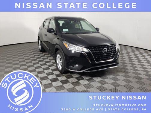 2025 Nissan Kicks S