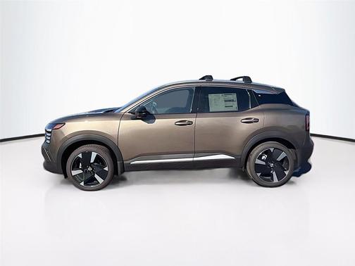 Canyon Bronze Metallic 2026 Nissan Kicks SR
