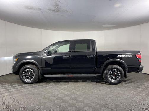 2024 Nissan Titan PRO-4X