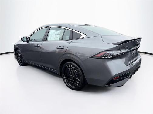 Gun Metallic 2026 Nissan Sentra SR