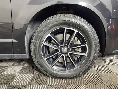 2017 Dodge Grand Caravan GT