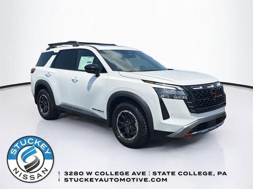 Everest White Pearl Tricoat 2026 Nissan Pathfinder Rock Creek