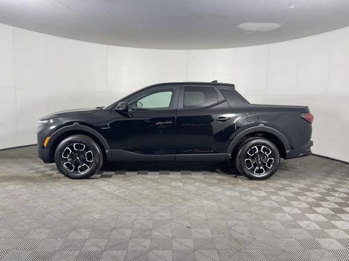 2023 Hyundai SANTA CRUZ SE