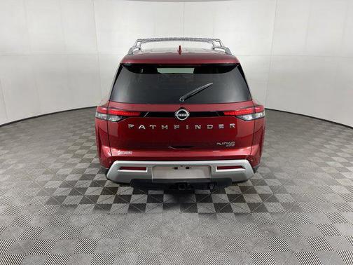 2023 Nissan Pathfinder Platinum 4WD