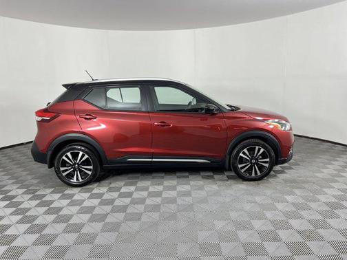 2018 Nissan Kicks SR
