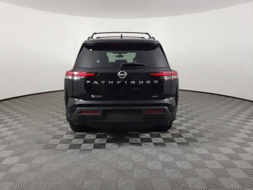 2025 Nissan Pathfinder SV 4WD