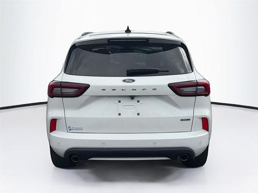 Star White Metallic Tri-Coat 2023 Ford Escape ST-Line Elite