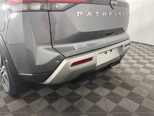 2022 Nissan Pathfinder Platinum 4WD