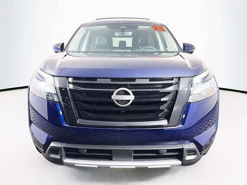 Deep Ocean Blue Pearl 2025 Nissan Pathfinder Platinum 4WD