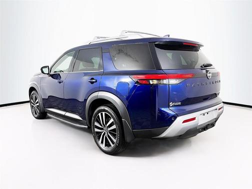 Deep Ocean Blue Pearl 2025 Nissan Pathfinder Platinum 4WD