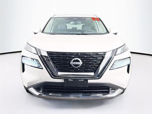 Pearl White Tricoat 2023 Nissan Rogue Platinum