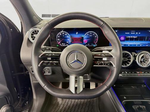Night Black 2025 Mercedes-Benz GLA 250 4MATIC