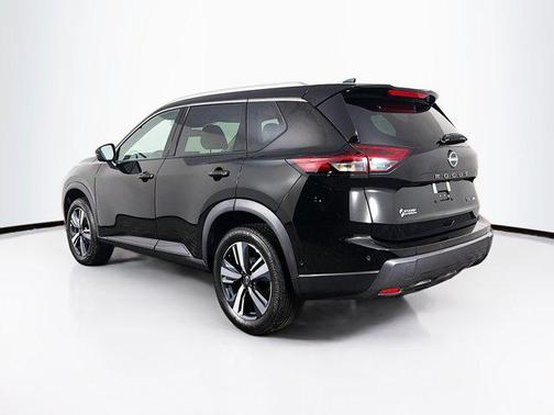 2026 Nissan Rogue SL