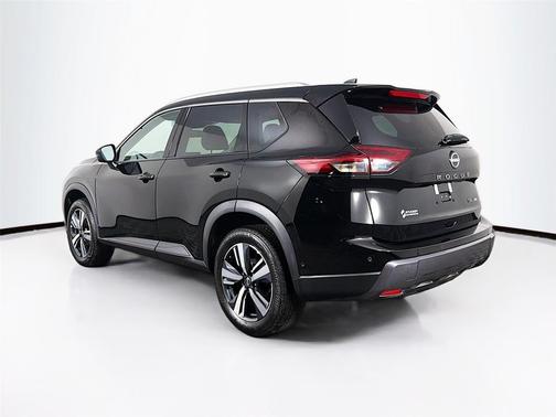 2026 Nissan Rogue SL