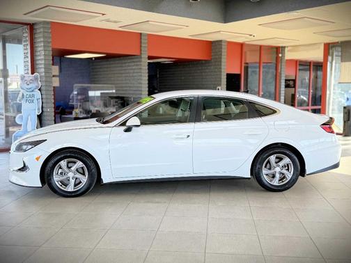 White 2020 Hyundai SONATA SE