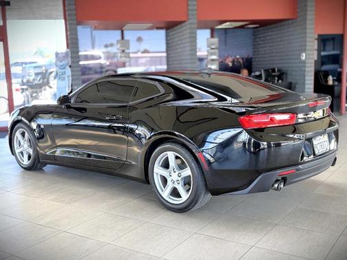 Black 2018 Chevrolet Camaro 1LT