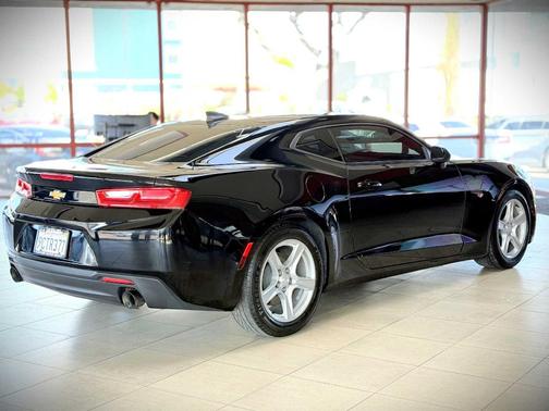 Black 2018 Chevrolet Camaro 1LT