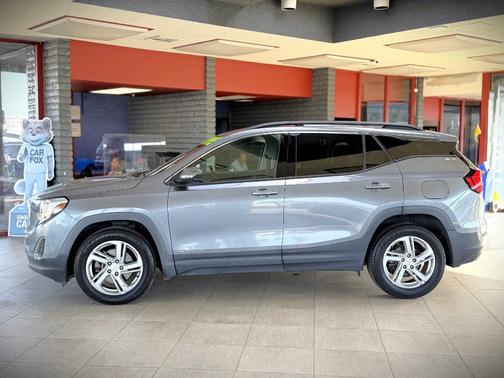 Gray 2018 GMC Terrain SLE