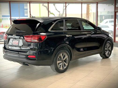 Black 2020 Kia Sorento LX