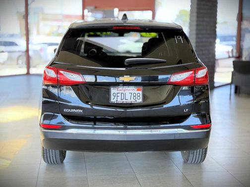 Black 2021 Chevrolet Equinox 1LT