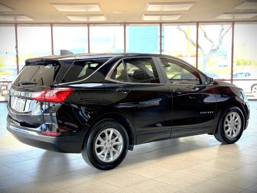 Black 2021 Chevrolet Equinox 1LT