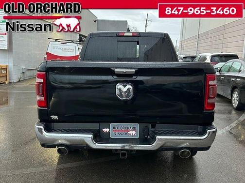 Diamond Black Crystal Pearlcoat 2019 RAM 1500 Limited