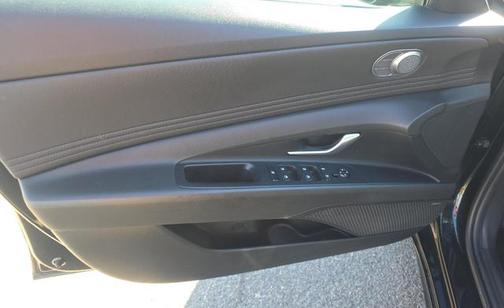 2023 Hyundai ELANTRA HEV Limited