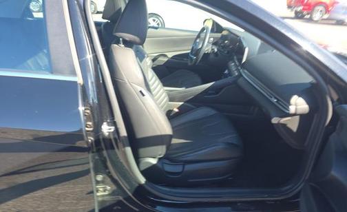 2023 Hyundai ELANTRA HEV Limited