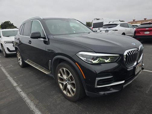 Black Sapphire Metallic 2023 BMW X5 xDrive40i